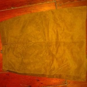 Banana Republic suede skirt